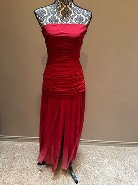 BCBGMaxAzria Strapless Ruched Red Evening Gown